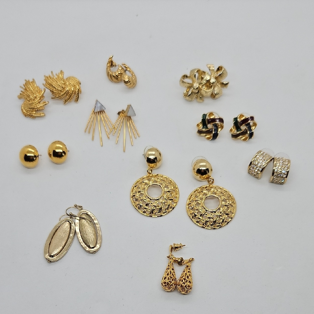 10 Pair Vintage Goldtone Pierced Earrings